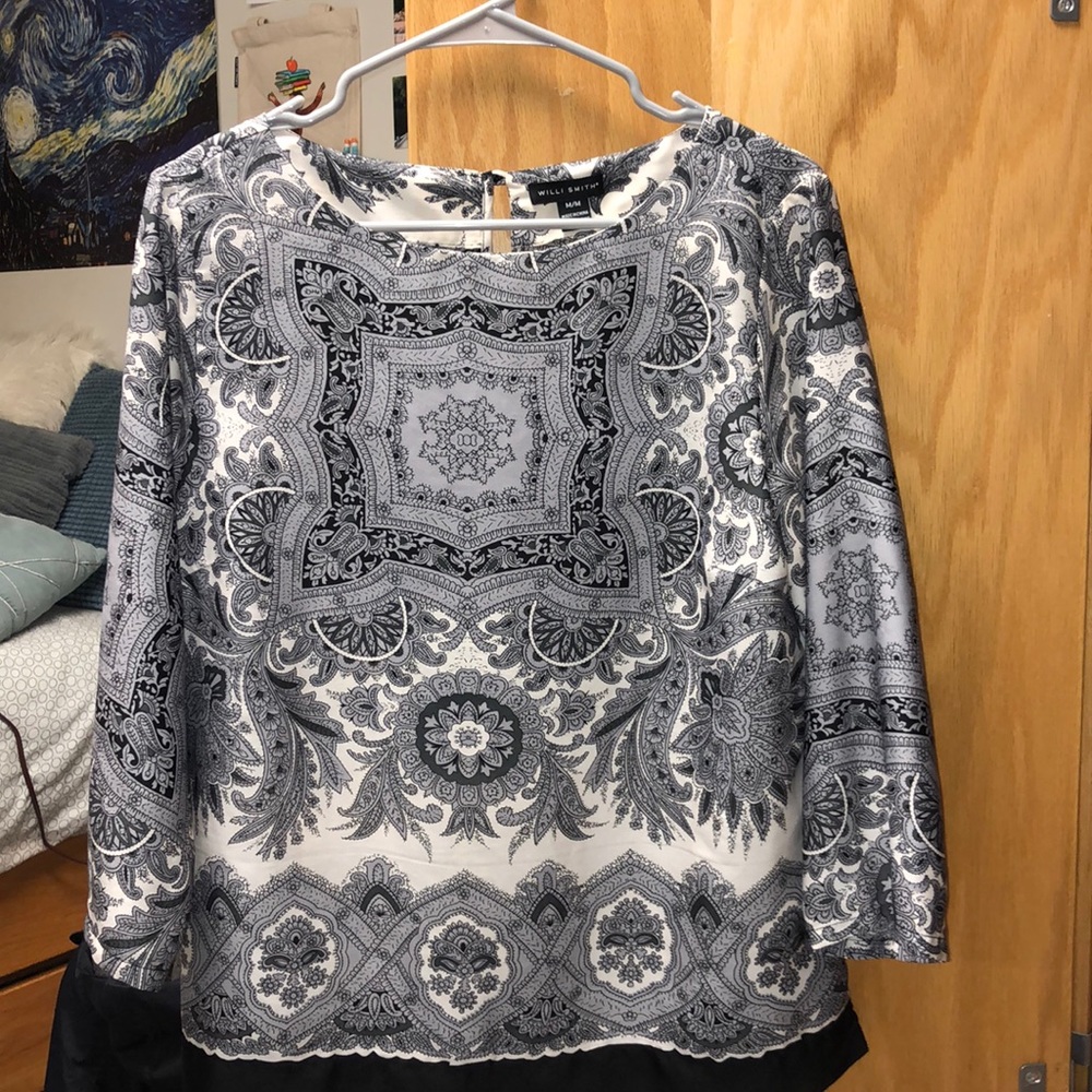 Long sleeve dress shirt